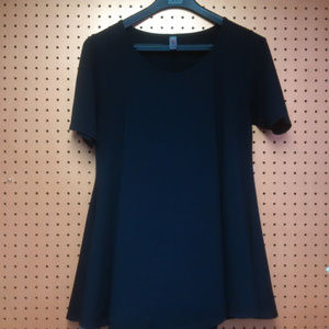 LulaRoe Perfect T Solid Black  USA Made